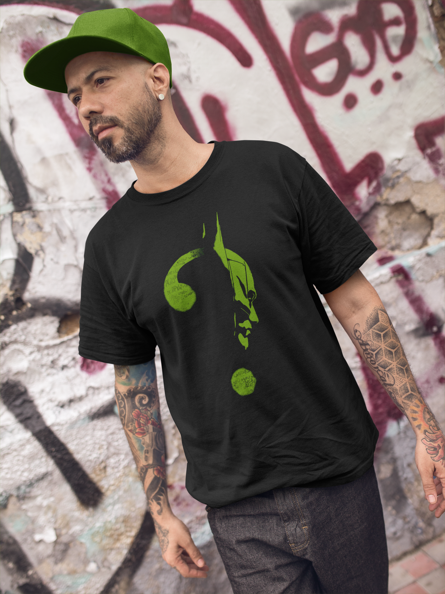 THE RIDDLER Question Mark The Batman (2022) Movie Mens and Womens Black Graphic T Shirt